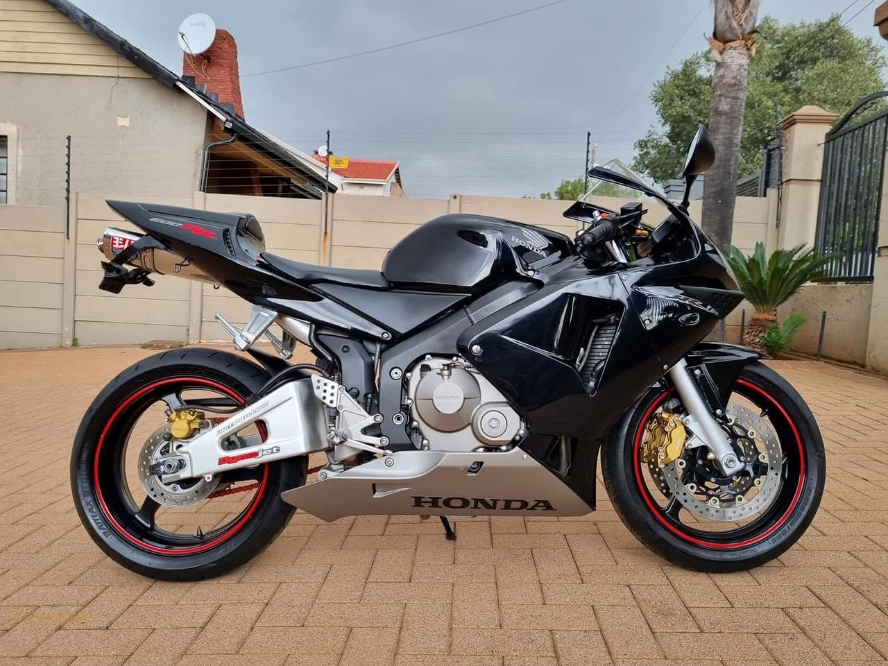 2004 Honda CBR600RR